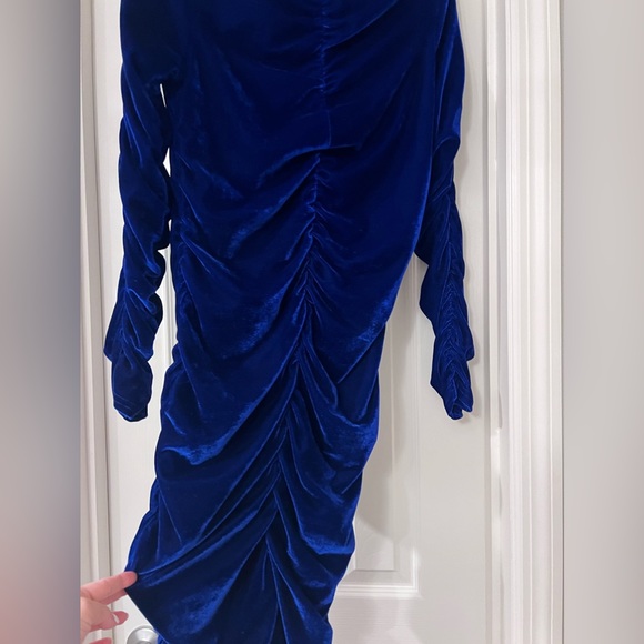 Blue Velvet Long Sleeve Midi Dress - Picture 5 of 5